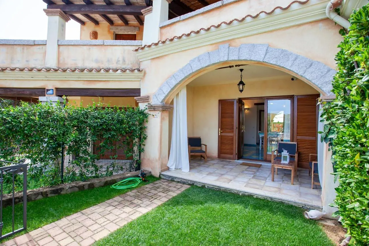 Villa Deva Monte Petrosu 0*,  Italy
